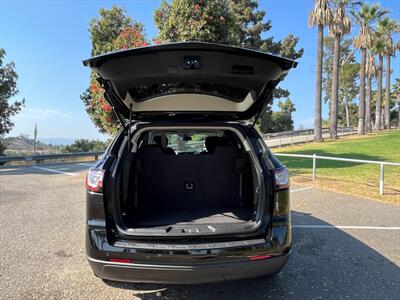 2017 Chevrolet Traverse LT   - Photo 7 - Fullerton, CA 92833