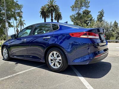 2016 Kia Optima LX   - Photo 10 - Fullerton, CA 92833-4276