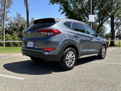 2018 Hyundai TUCSON SEL   - Photo 10 - Fullerton, CA 92833-4276