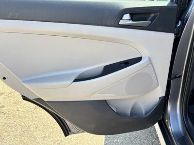 2018 Hyundai TUCSON SEL   - Photo 23 - Fullerton, CA 92833-4276