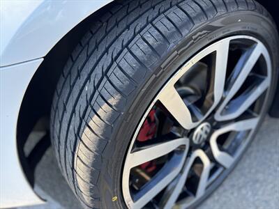 2012 Volkswagen GTI Autobahn PZEV   - Photo 44 - Fullerton, CA 92833
