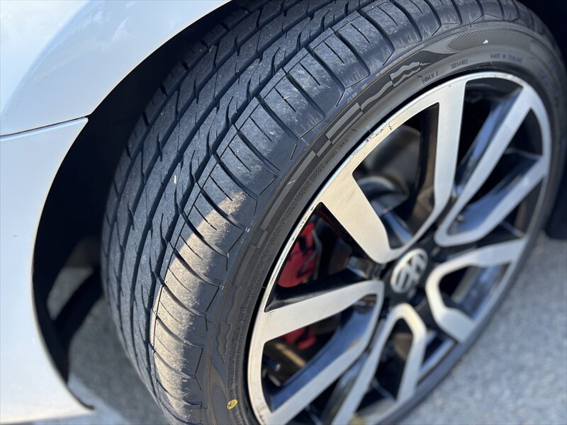 2012 Volkswagen GTI Autobahn PZEV   - Photo 44 - Fullerton, CA 92833