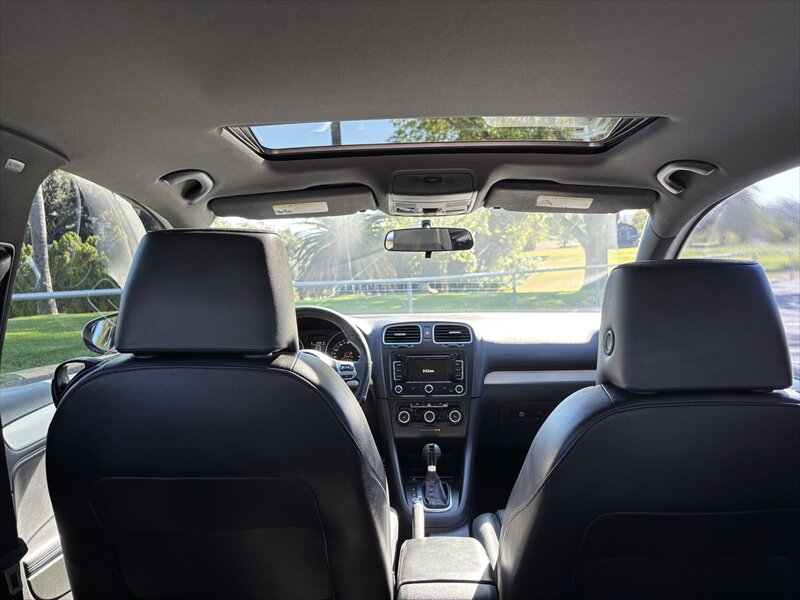 2012 Volkswagen GTI Autobahn PZEV   - Photo 41 - Fullerton, CA 92833