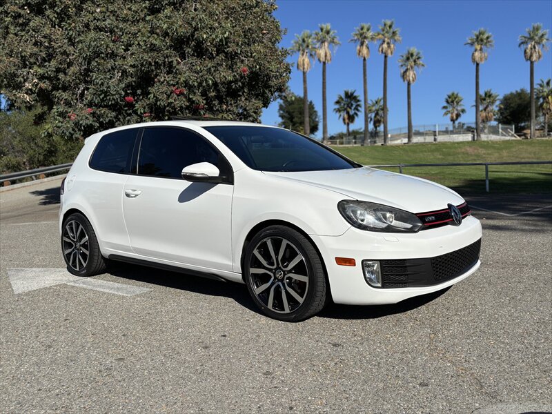2012 Volkswagen GTI Autobahn PZEV  