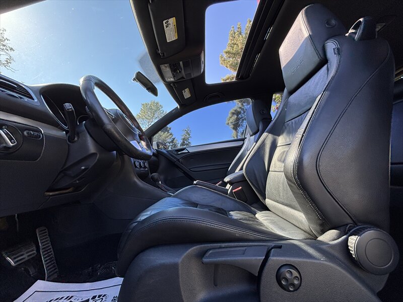 2012 Volkswagen GTI Autobahn PZEV   - Photo 37 - Fullerton, CA 92833