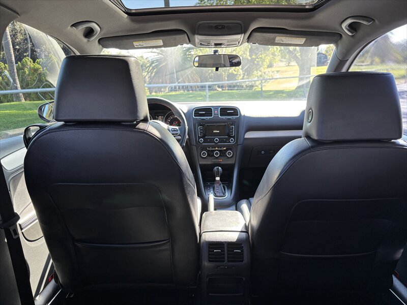 2012 Volkswagen GTI Autobahn PZEV   - Photo 39 - Fullerton, CA 92833