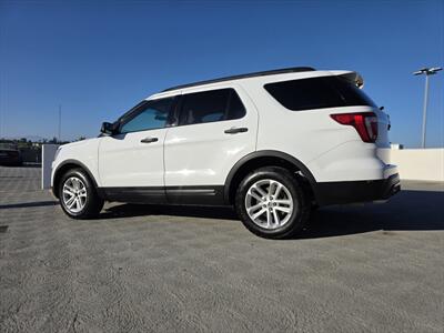 2016 Ford Explorer   - Photo 23 - Fullerton, CA 92833-4276