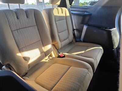2016 Ford Explorer   - Photo 31 - Fullerton, CA 92833-4276