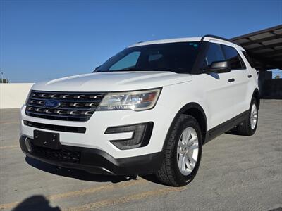 2016 Ford Explorer   - Photo 2 - Fullerton, CA 92833-4276