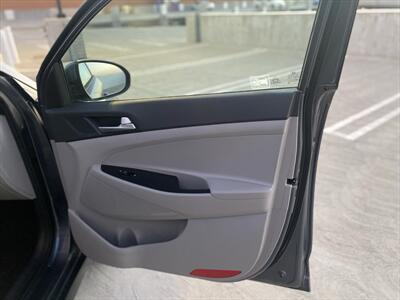 2019 Hyundai TUCSON SE   - Photo 32 - Fullerton, CA 92833-4276