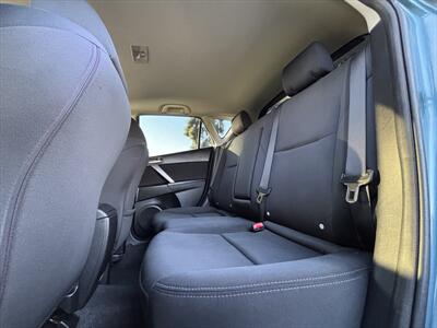 2011 Mazda Mazda3 s Sport   - Photo 31 - Fullerton, CA 92833