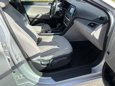 2019 Hyundai SONATA Eco   - Photo 20 - Fullerton, CA 92833-4276