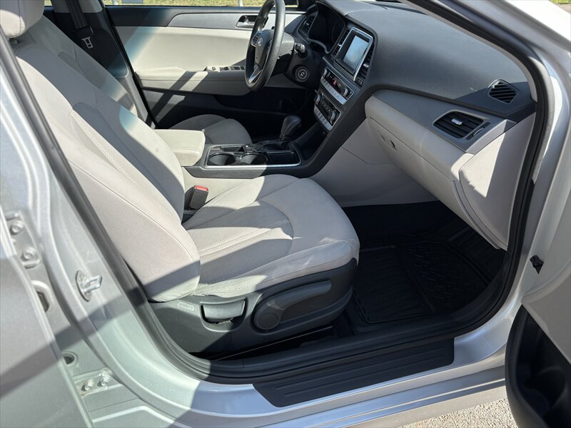 2019 Hyundai Sonata Eco - Photo 20