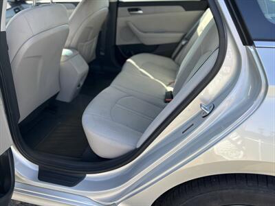 2019 Hyundai SONATA Eco   - Photo 21 - Fullerton, CA 92833-4276