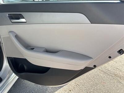 2019 Hyundai SONATA Eco   - Photo 35 - Fullerton, CA 92833-4276