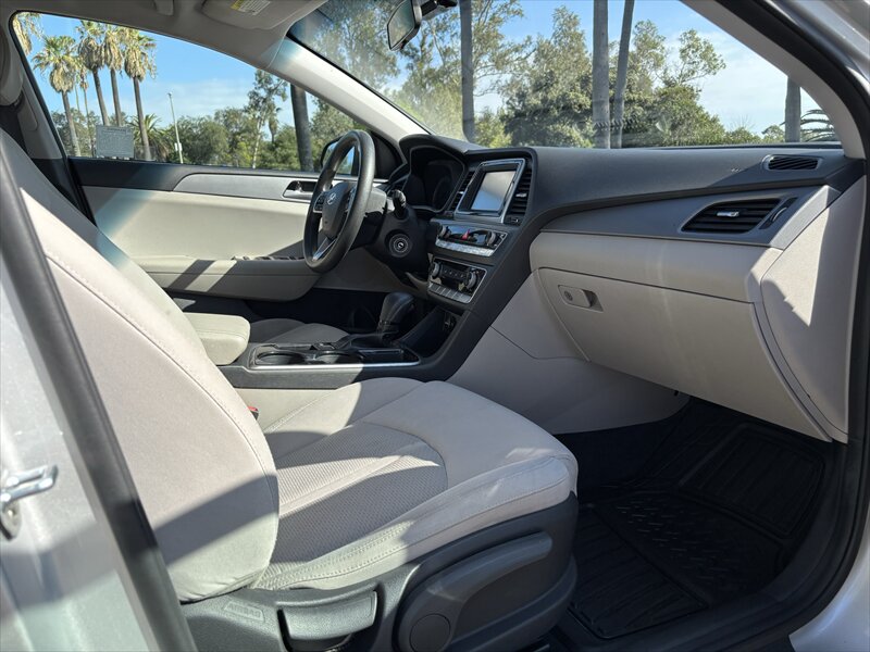 2019 Hyundai Sonata Eco - Photo 32