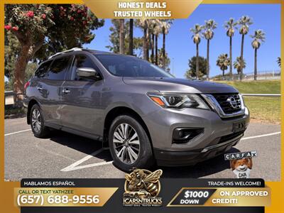 2017 Nissan Pathfinder SV SUV