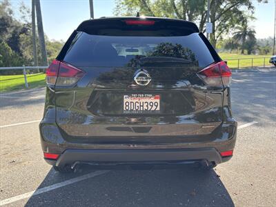 2018 Nissan Rogue SV Midnight - Photo 5 - Fullerton, CA 92833
