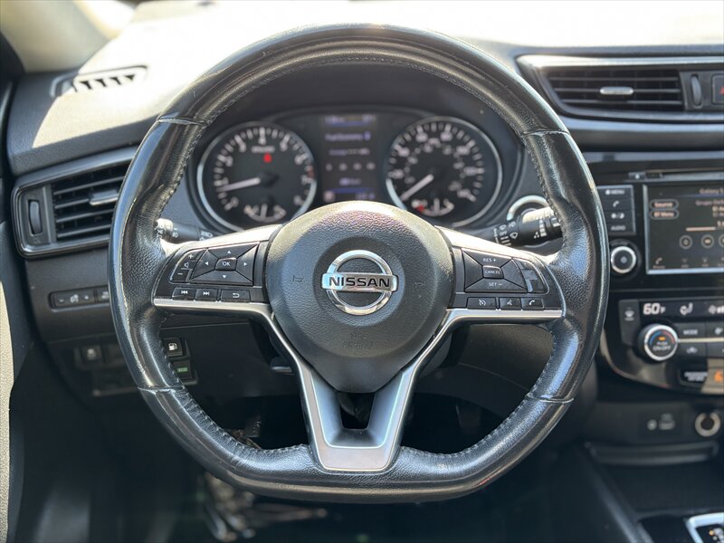 2018 Nissan Rogue SV Midnight - Photo 30 - Fullerton, CA 92833