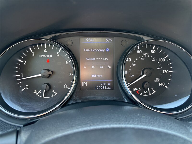 2018 Nissan Rogue SV Midnight - Photo 42 - Fullerton, CA 92833