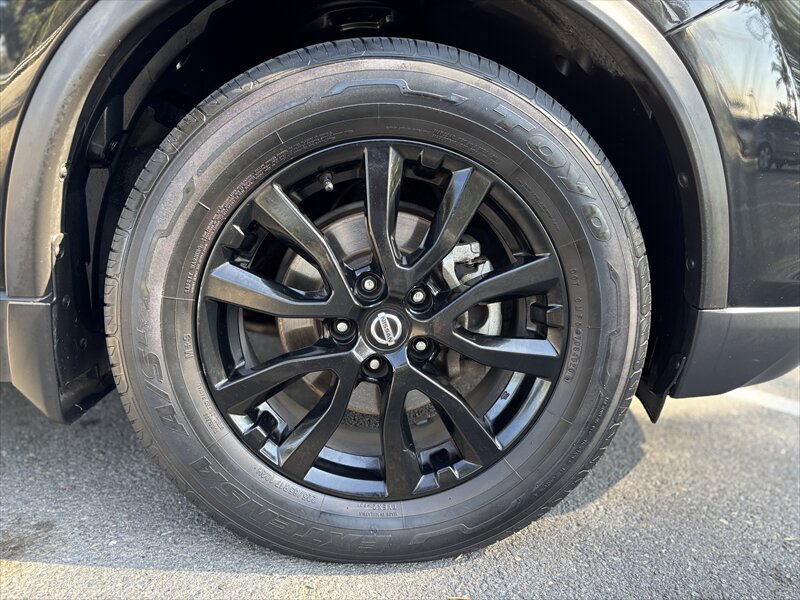2018 Nissan Rogue SV Midnight - Photo 18 - Fullerton, CA 92833