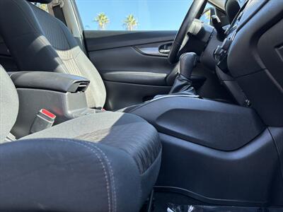 2018 Nissan Rogue SV Midnight - Photo 34 - Fullerton, CA 92833