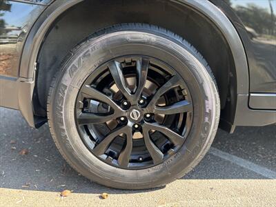 2018 Nissan Rogue SV Midnight - Photo 17 - Fullerton, CA 92833
