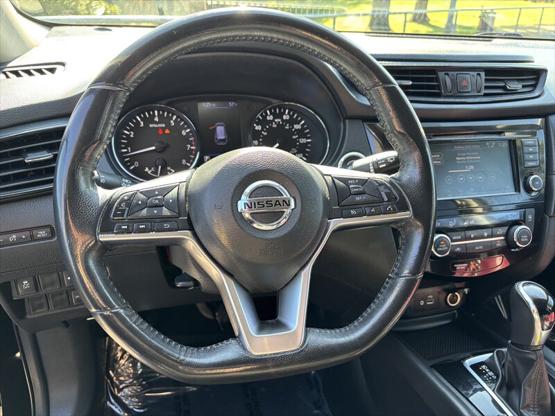 2018 Nissan Rogue SV Midnight - Photo 43 - Fullerton, CA 92833