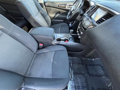 2017 Nissan Pathfinder SV   - Photo 37 - Fullerton, CA 92833