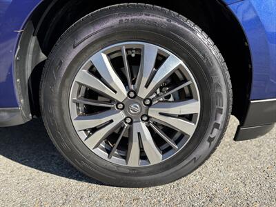 2017 Nissan Pathfinder SV   - Photo 19 - Fullerton, CA 92833