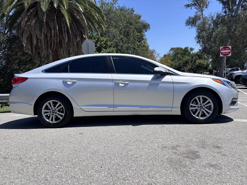 2016 Hyundai SONATA Eco - Photo 4 - Fullerton, CA 92833-4276