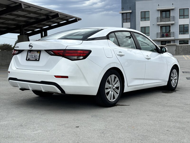 2022 Nissan Sentra S - Photo 8 - Fullerton, CA 92833-4276