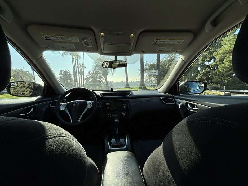 2014 Nissan Rogue SV - Photo 23 - Fullerton, CA 92833-4276