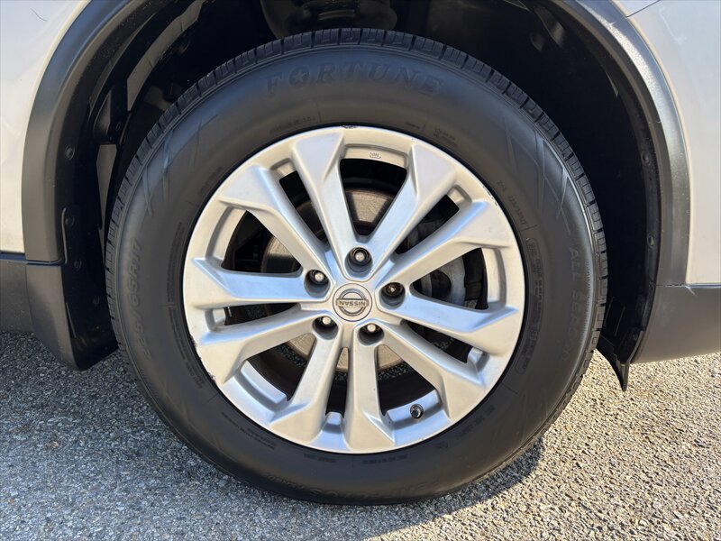 2014 Nissan Rogue SV - Photo 12 - Fullerton, CA 92833-4276