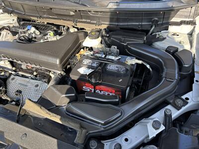 2014 Nissan Rogue SV - Photo 16 - Fullerton, CA 92833-4276