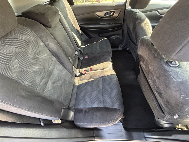 2014 Nissan Rogue SV - Photo 17 - Fullerton, CA 92833-4276