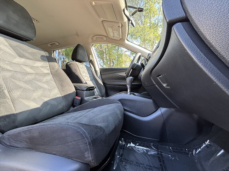 2014 Nissan Rogue SV - Photo 29 - Fullerton, CA 92833-4276