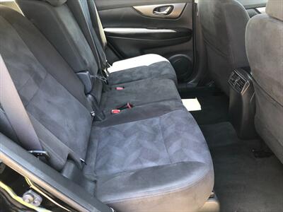 2015 Nissan Rogue SV   - Photo 19 - Fullerton, CA 92833