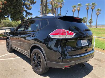 2015 Nissan Rogue SV   - Photo 2 - Fullerton, CA 92833