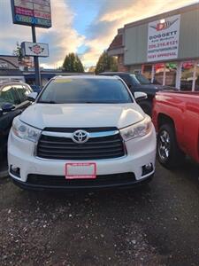 2014 Toyota Highlander XLE Sport Utility 4D  