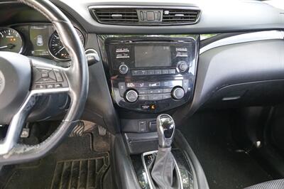2018 Nissan Rogue Sport SV - Photo 21 - Midvale, UT 84047