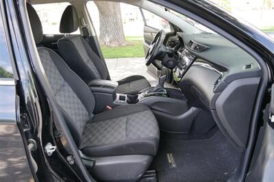 2018 Nissan Rogue Sport SV - Photo 30 - Midvale, UT 84047