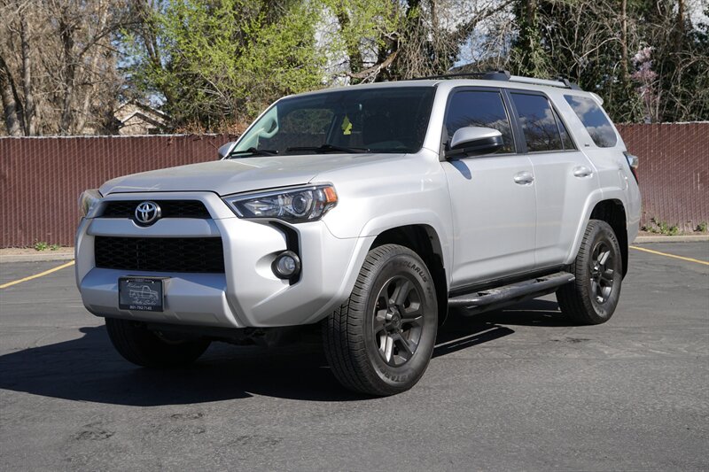 2019 Toyota 4Runner SR5  