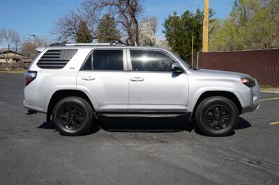 2019 Toyota 4Runner SR5   - Photo 7 - Midvale, UT 84047