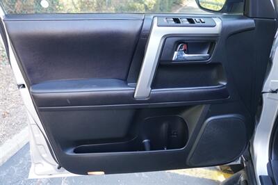 2019 Toyota 4Runner SR5   - Photo 13 - Midvale, UT 84047