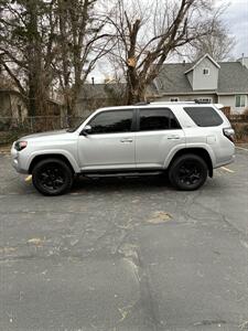 2019 Toyota 4Runner SR5   - Photo 2 - Midvale, UT 84047