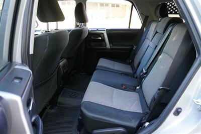 2019 Toyota 4Runner SR5   - Photo 26 - Midvale, UT 84047