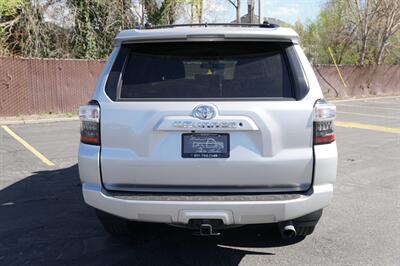 2019 Toyota 4Runner SR5   - Photo 5 - Midvale, UT 84047