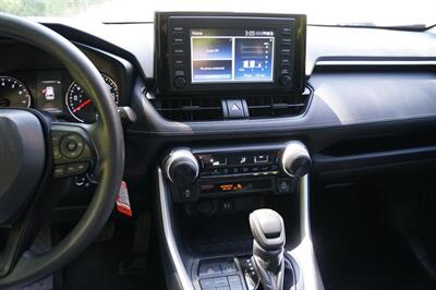 2019 Toyota RAV4 LE - Photo 20 - Midvale, UT 84047