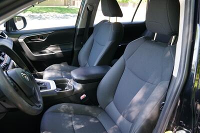 2019 Toyota RAV4 LE - Photo 15 - Midvale, UT 84047